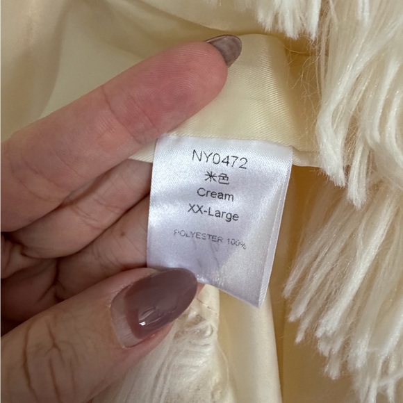 Amazon Cream Textured Women's Jacket - Picture 3 of 4